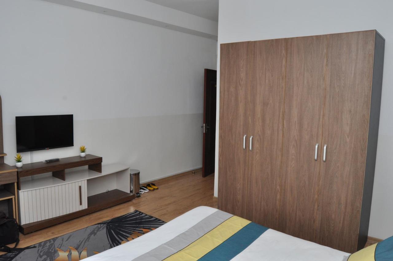 Hotel Sky Blue Mada Alasora Exterior photo