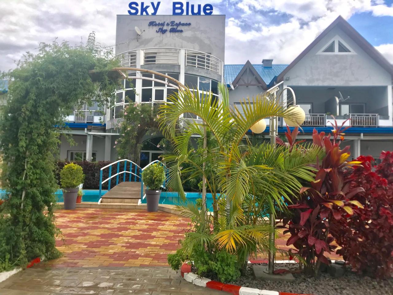 Hotel Sky Blue Mada Alasora Exterior photo